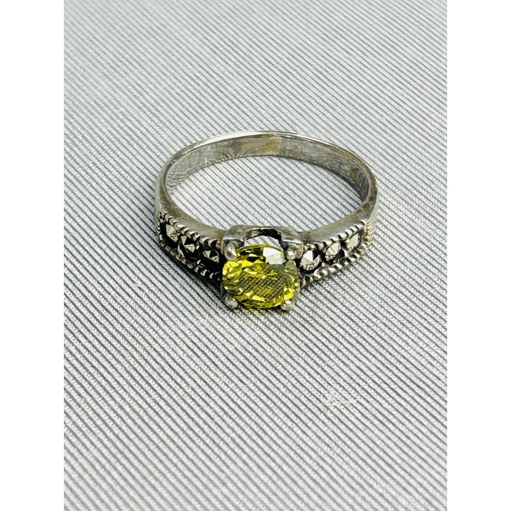 Sterling Silver Size 6.5 Marcasite Style Ring With Neon Yellow Stone .925